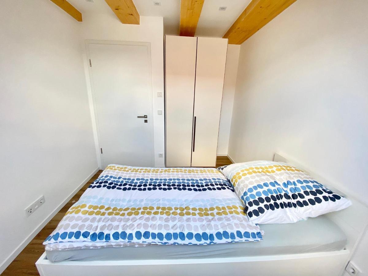 Apartments Bei Playmobil 2,130 M2,24H Self Check-In,Free Parking Цирндорф Екстериор снимка
