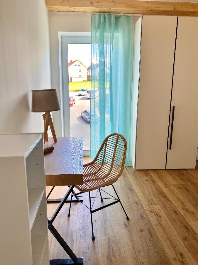 Apartments Bei Playmobil 2,130 M2,24H Self Check-In,Free Parking Цирндорф Екстериор снимка